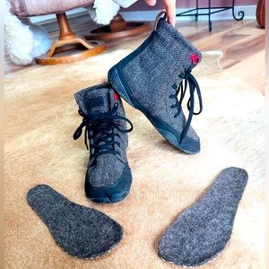 Wildling barefoot north wolf wool boots